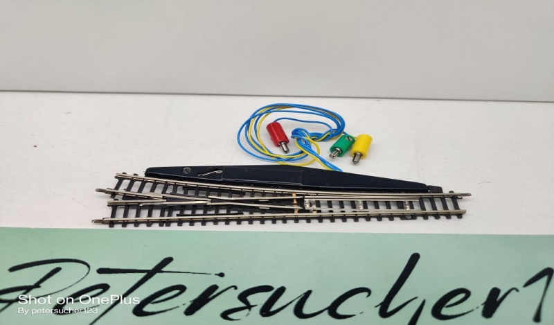Märklin Mini-Club Z DC 8563 elektr. magn. Weiche / rechts / L 110 mm / aus Start-Set