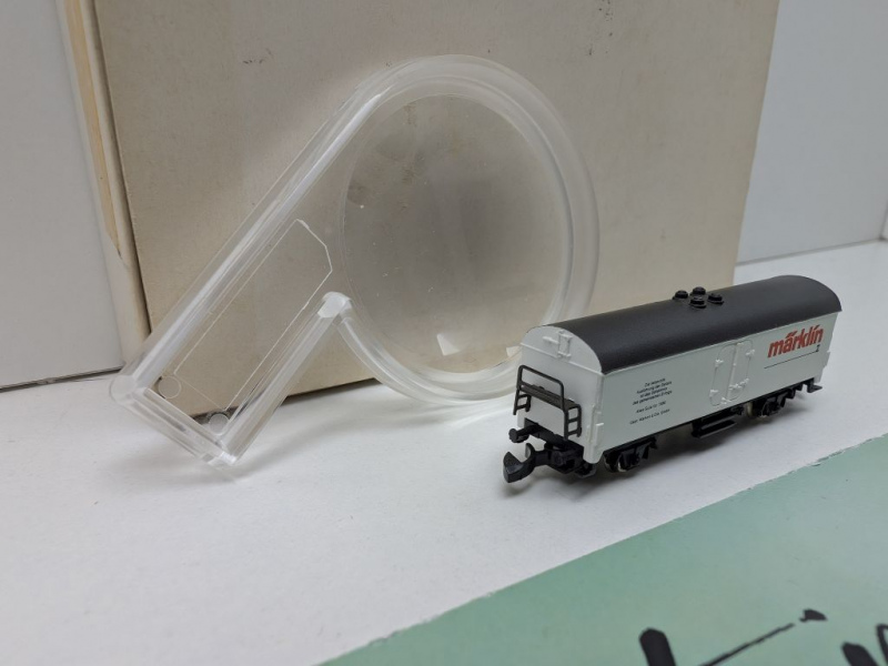 Märklin Z DC 8600.1985.90 Kühlwagen "Märklin" / Jahresw. 85-86 / Ichqrs377 / OVP