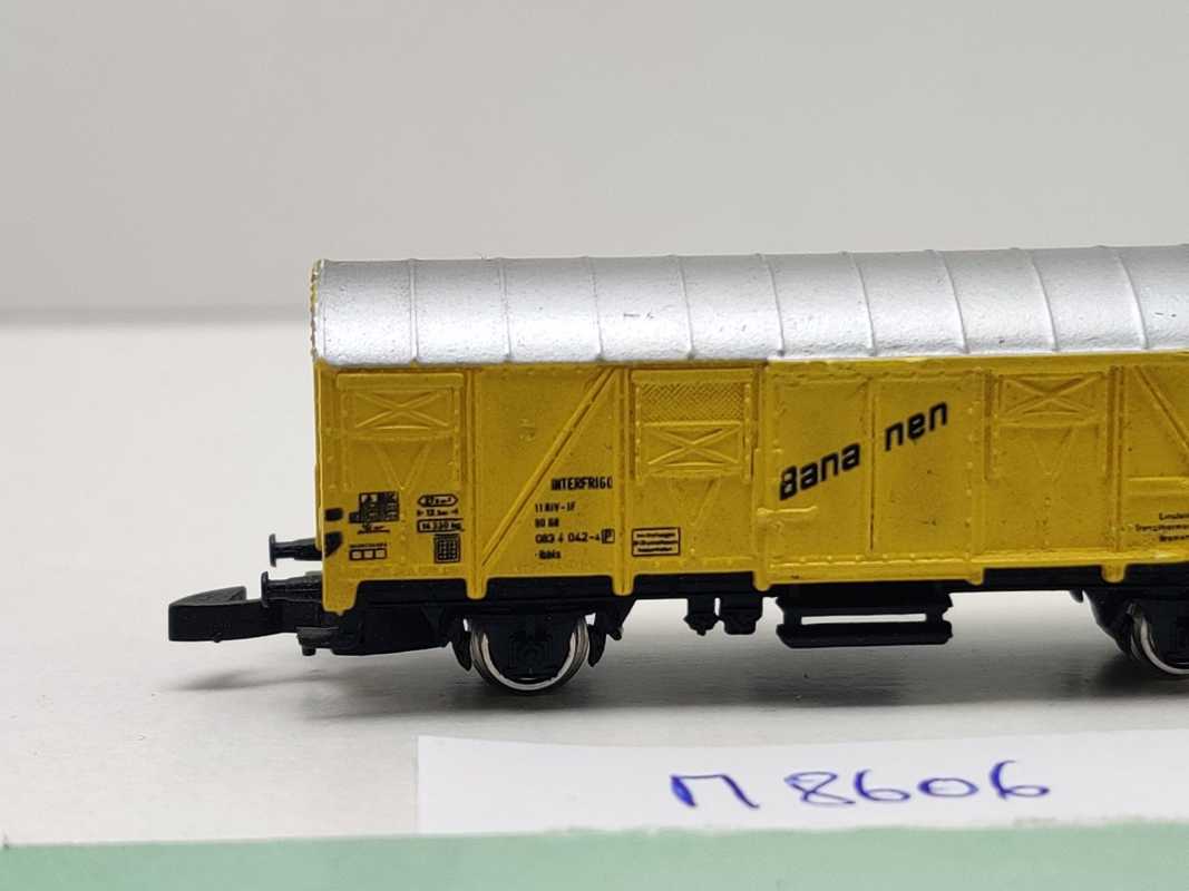 Märklin Z DC 8606 gedeckter Güterwagen "Bananen" Ibbis / DB