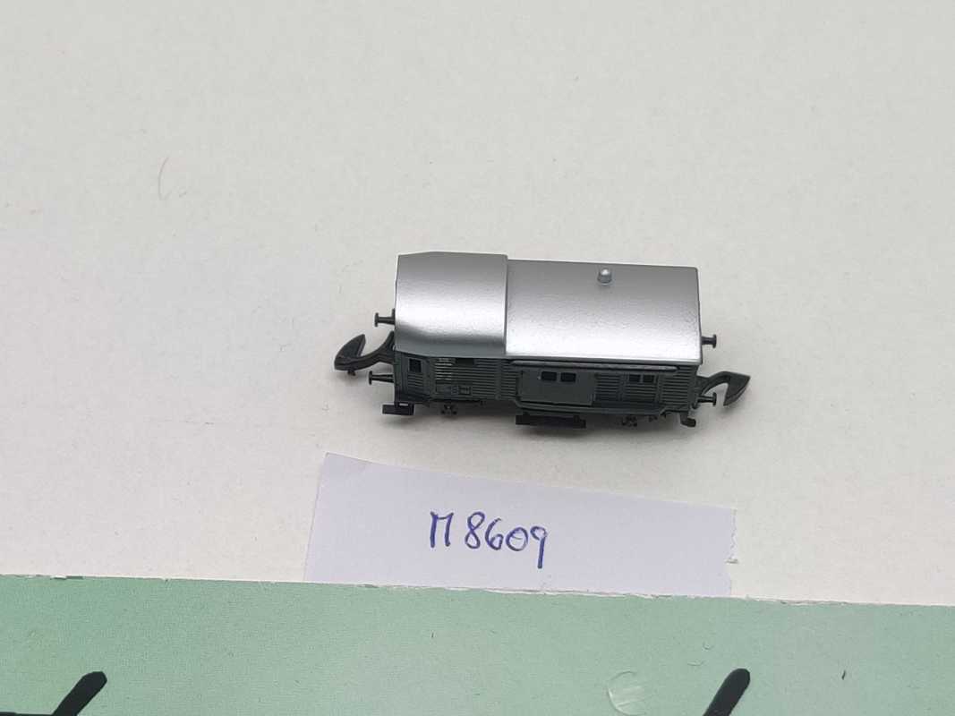 Märklin Z DC 8609 Güterzug-Gepäckwagen Pwg 012 / 131 878 / DB