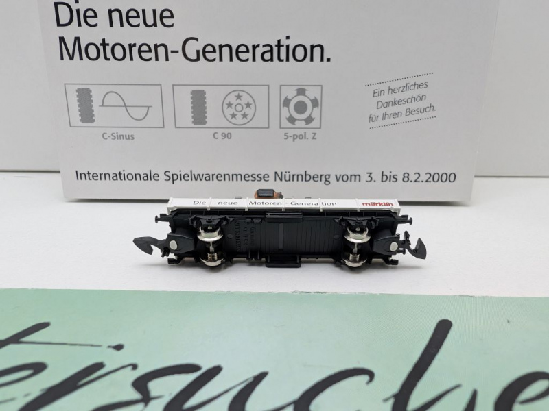 Märklin Z DC 8615.2000.01 Niederbordwag. "neue Motoren Gen." / Messe NBG '00 / OVP
