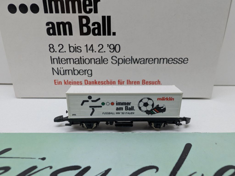 Märklin Z DC 8617 Containerwagen "...immer am Ball" / Messe NBG '90 / OVP