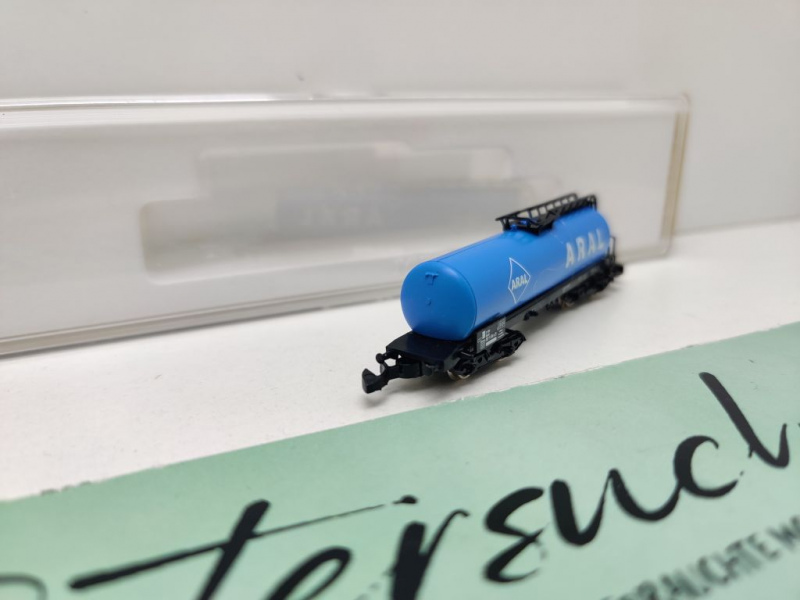 Märklin Z DC 8627 Mineralöl-Kesselwagen blau "ARAL" [P] / DB / OVP