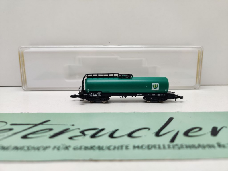 Märklin Z DC 8628 Mineralöl-Kesselwagen grün "BP" [P] / DB / OVP
