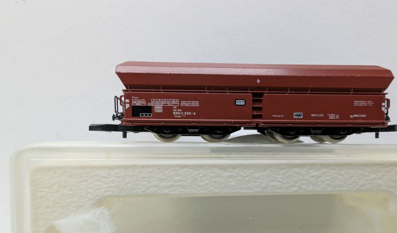 Märklin Z DC 8630 offener Drehgestell-Selbstentladewagen / Fals 176 / DB / OVP