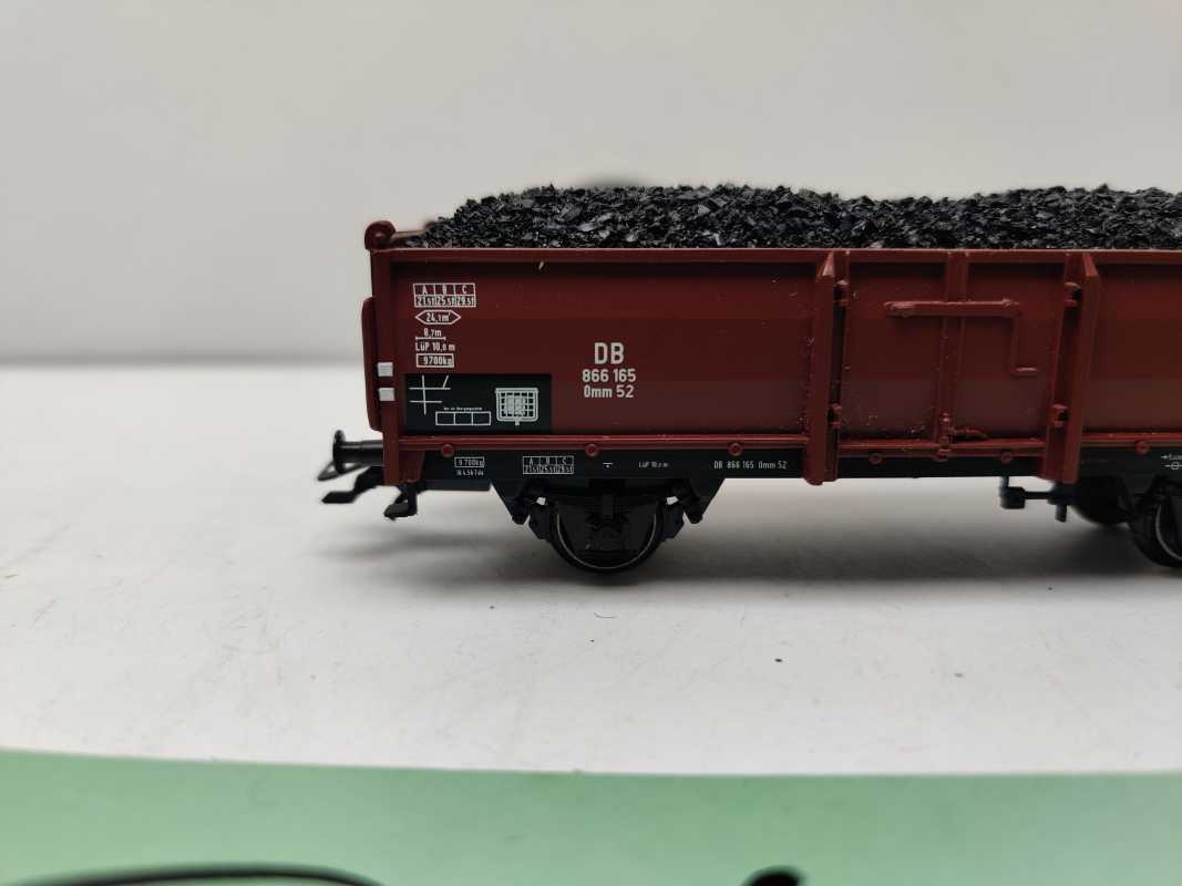 Märklin H0 AC 866 165 offenen Güterwagens / NEM / DB / Ladegut Kohle