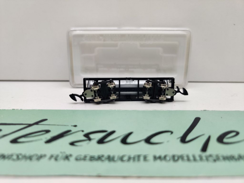 Märklin Z DC 8684 US-Kesselwagen "Mobilgas" 4achser / M.V.X. / OVP