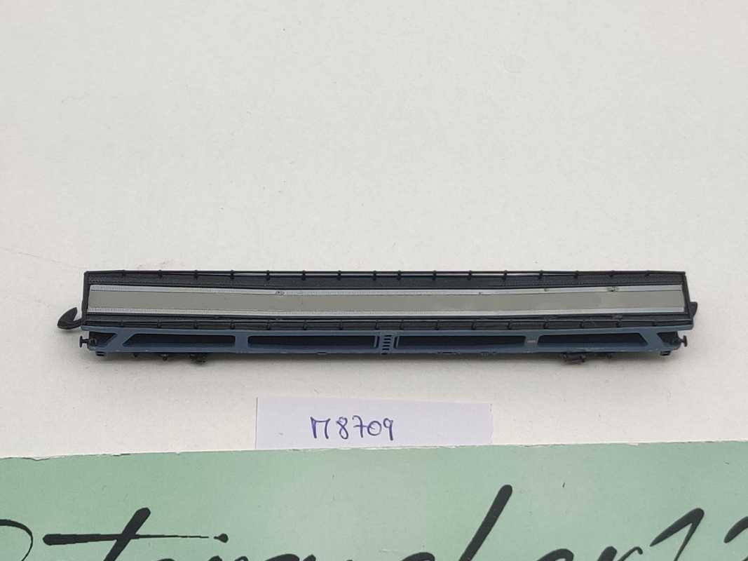 Märklin Z DC 8709 Reisezug-Autotransportwagen DDm915 / ohne Autos / DB