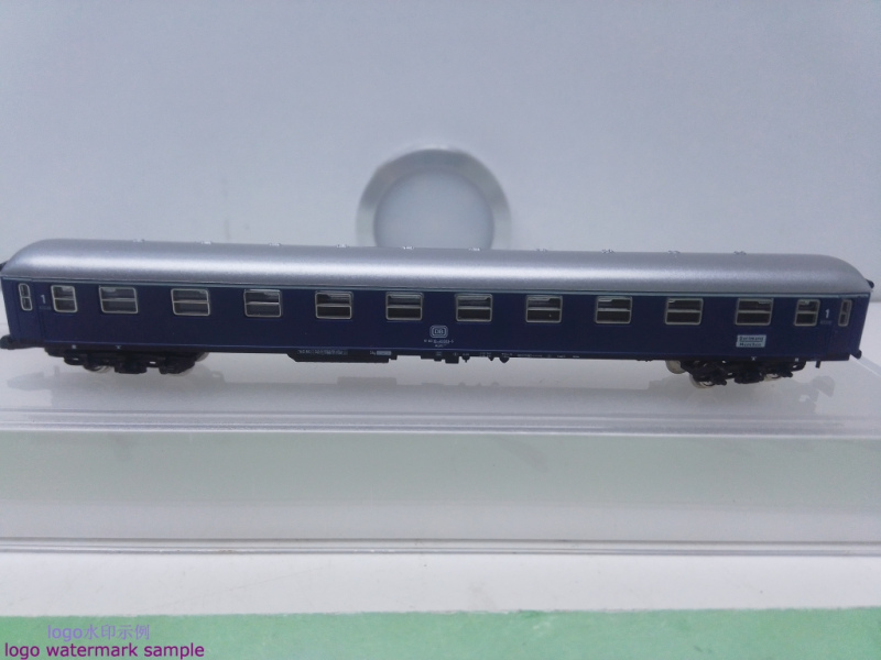Märklin Z DC 8710 Personenwagen 1.Kl. / Blau / DB / OVP