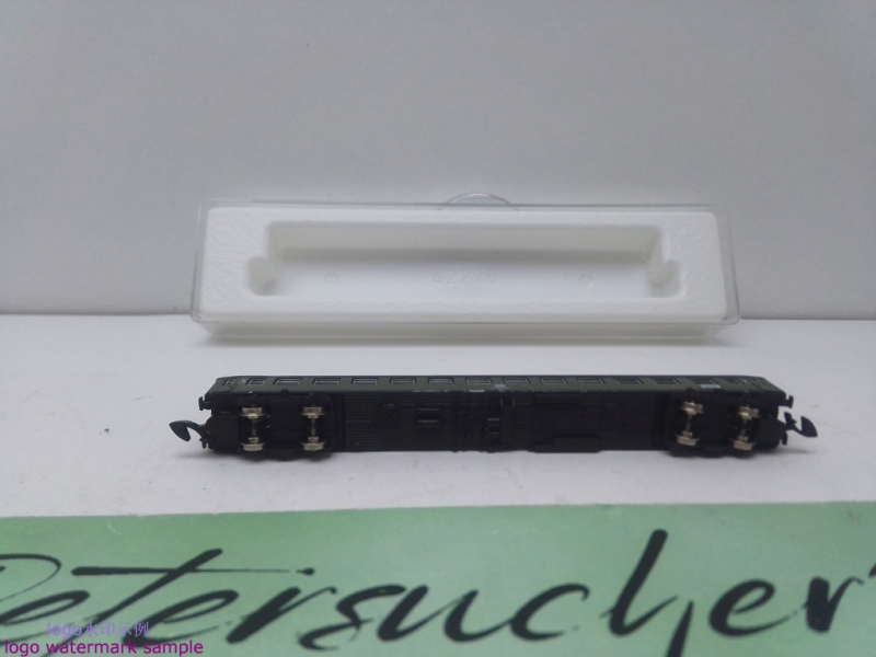 Märklin Z DC 8711 Schnellzugwagen 2.Kl. / Grün / DB / OVP