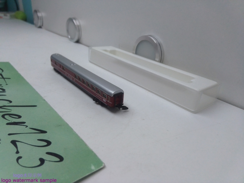 Märklin Z DC 8713 Speisewagen DSG / Rot / OVP