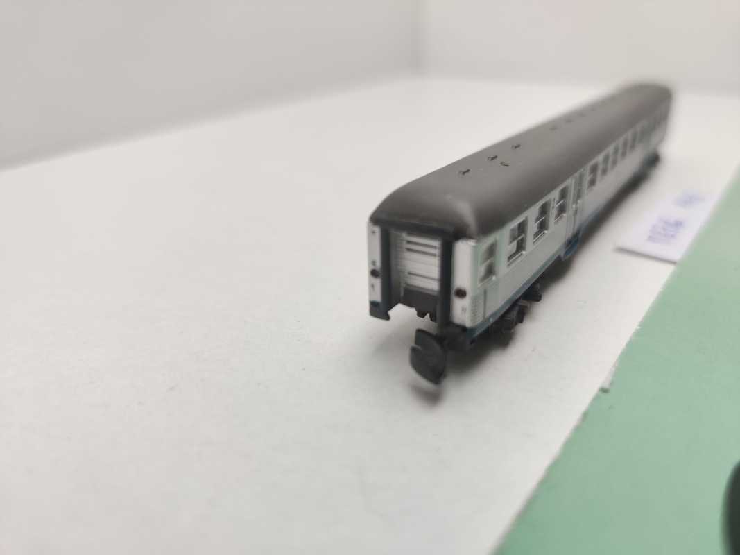 Märklin Z DC 8716 Nahverkehrswagen "Silberling" 2.Kl Bnb720 / 974-8 / DB