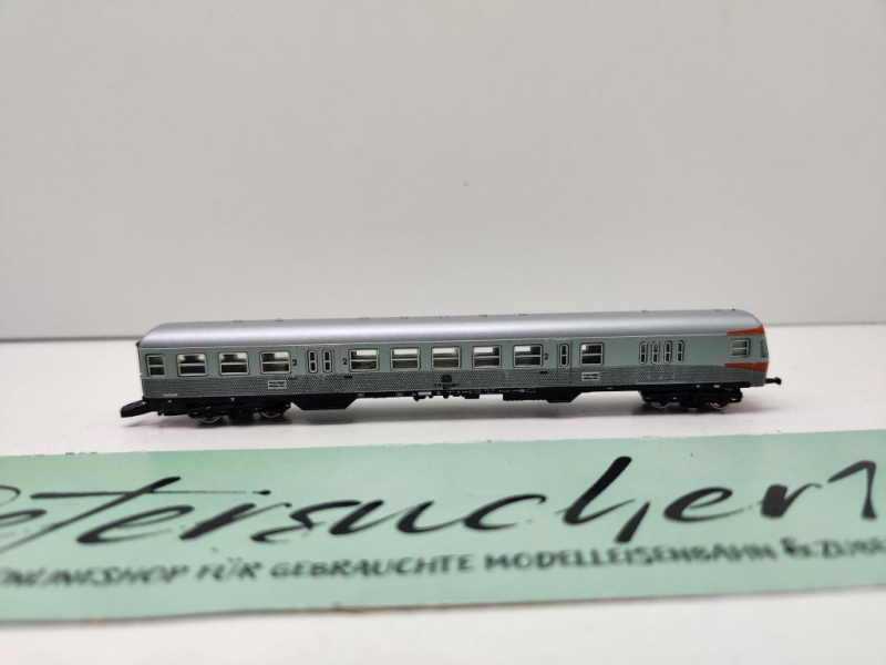 Märklin Z DC 8718 Nahverkehrswagen m Steuerabteil 2.Kl. BDnf735 / DB