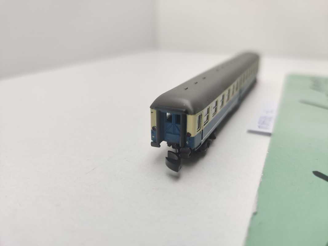 Märklin Z DC 87339 Nahverkehrswagen 2. Klasse Byl 421 aus Set / DB