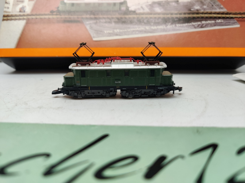 Märklin Z DC 8813 Elektrolokomotive E-Lok / DB / E44 002 / OVP