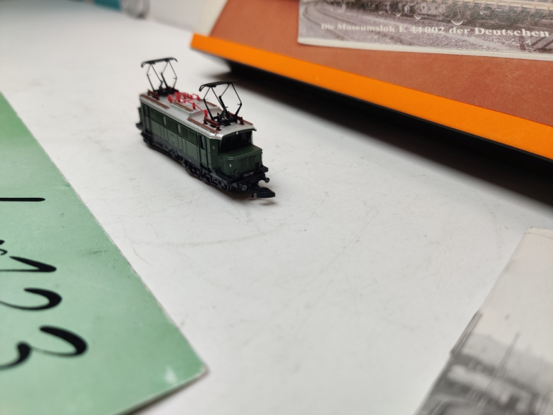Märklin Z DC 8813 Elektrolokomotive E-Lok / DB / E44 002 / OVP