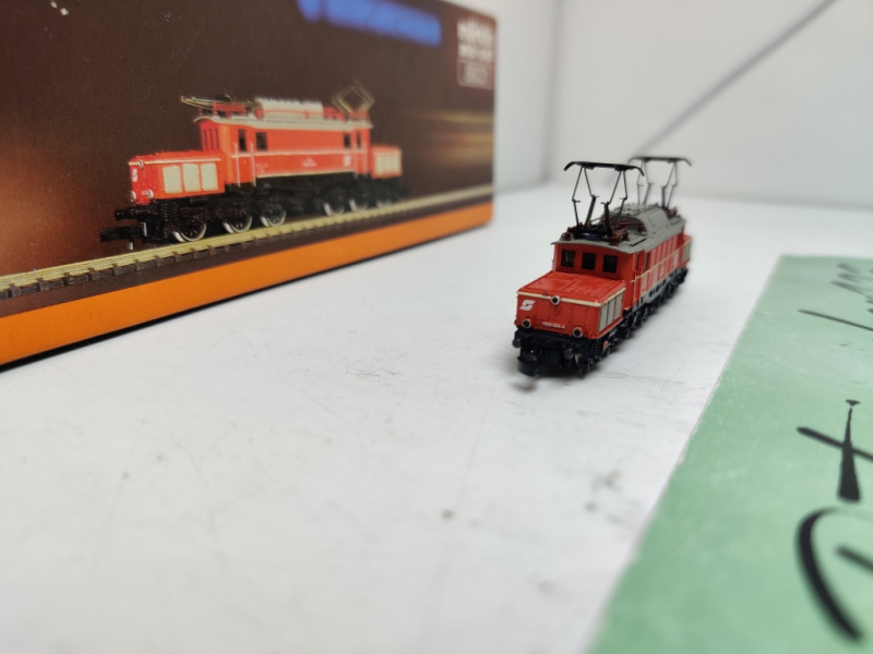 Märklin Z DC 88221 / E 94 / Schwere Elektro-Güterzuglokomotive / Analog / DB / Ep.III / OVP
