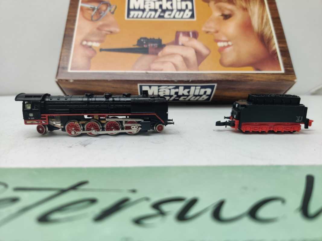 Märklin Z DC / 8827 / BR41 schwere Güterzug-Dampflokomotive / Analog / DB / OVP