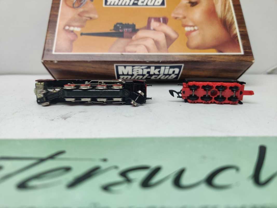 Märklin Z DC / 8827 / BR41 schwere Güterzug-Dampflokomotive / Analog / DB / OVP