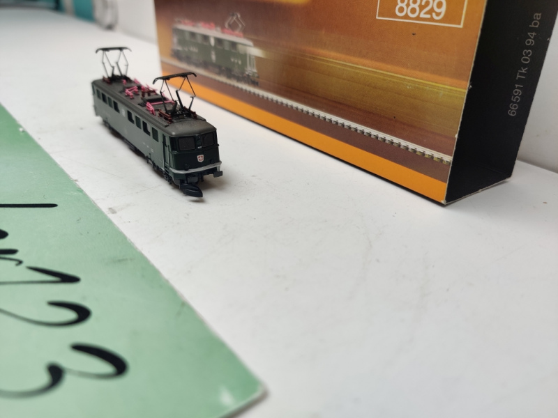 Märklin Z DC 8829 / Elektrische Lokomotive Serie Ae 6/6 / SBB / OVP