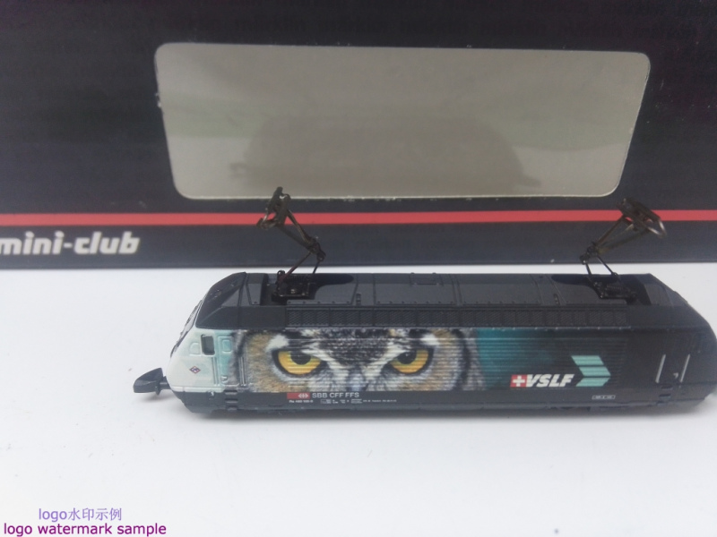 Märklin Z DC 88467 / Re 460 Elektrolokomotive / ist eine farbenfrohe Werbelokomotive /SBB / Digital-Umbau / OVP 