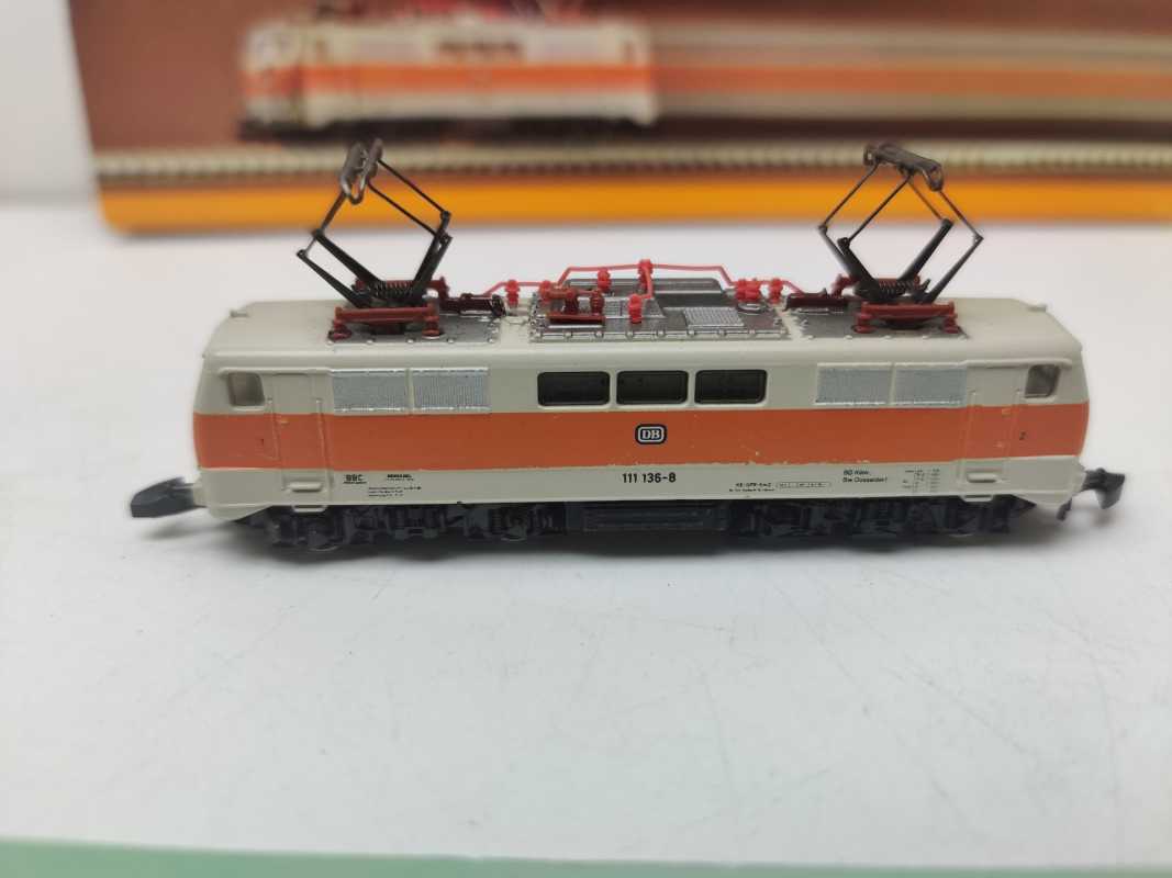 Märklin Mini Club Z DC 8855 /  BR111 elektrischen Personenzug- und S-Bahn-Lokomotive / DB / Analog / OVP