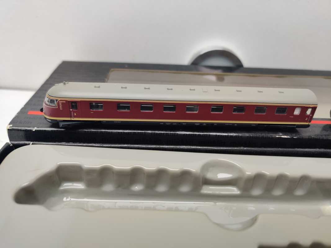 Märklin Z DC / 88720 / dreiteiligen Dieseltriebwagenzug / BR VT 08.5 / DB / Analog / OVP