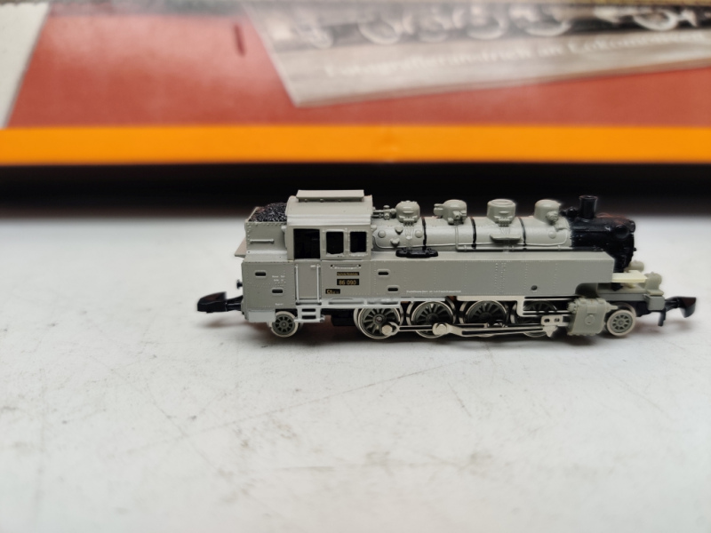 Märklin Z DC 88961 / BR86 090 Dampflok / DR / Analog / OVP