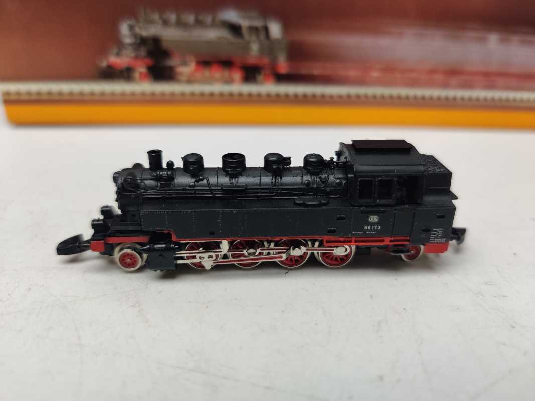MÄRKLIN Z DC 8896 / Dampflokomotive / BR 86 173 / DB / Analog / OVP