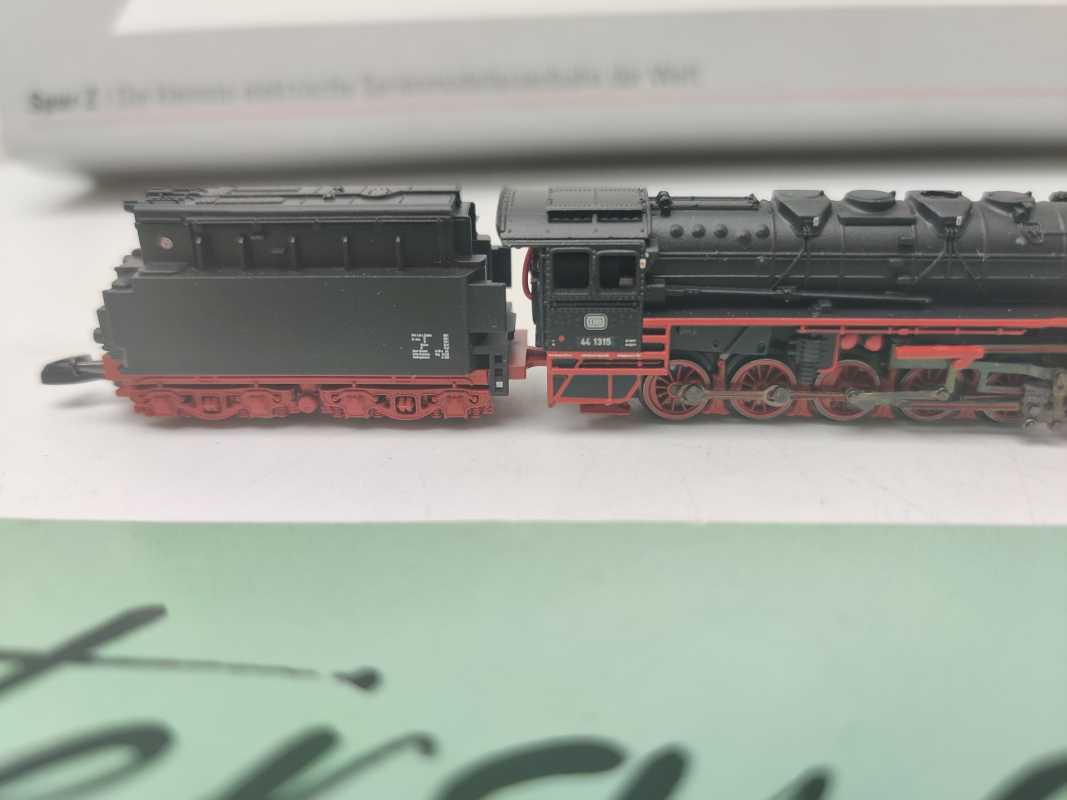 Märklin Mini Club Z DC 88975 / Dampflokomotive der BR 44 / Öltender / DB / Analog / OVP