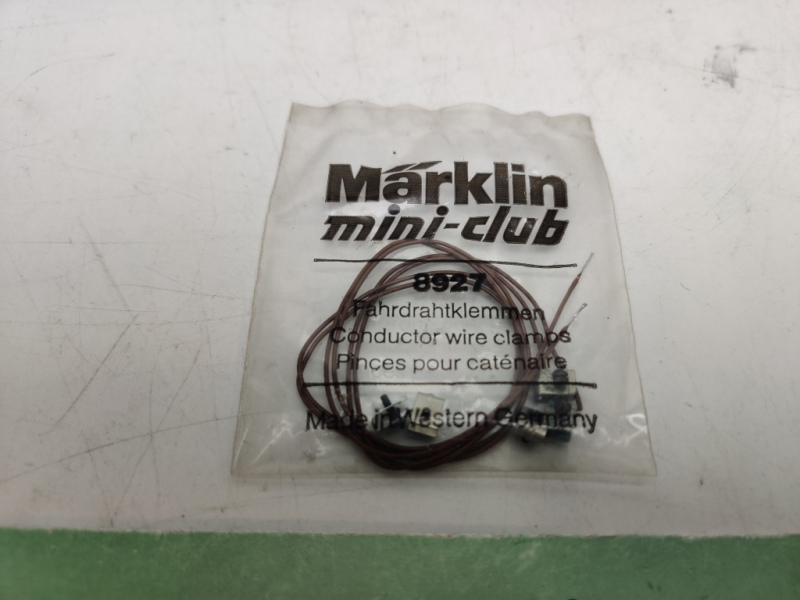 Märklin Mini-Club Z DC 8927 / 5 Klemmen (2 Schraubenklemmen mit Kabel, 3 ohne Kabel) /OVP