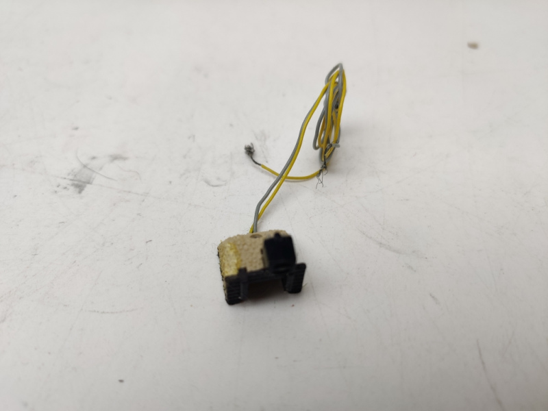 Märklin Z 8931 Beleuchteter Prellbock/ 1 Stück