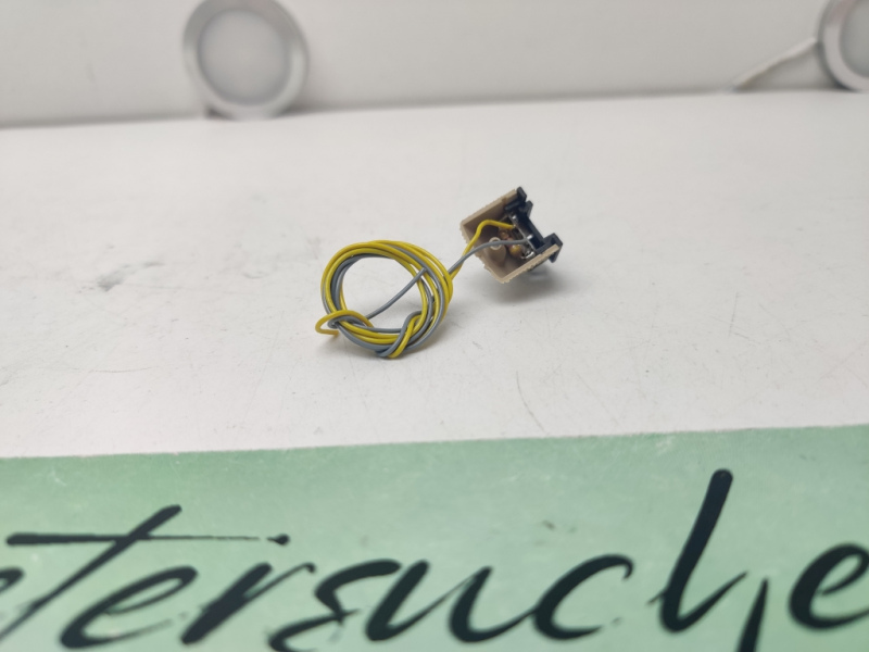 Märklin Mini-Club Z DC 8931 Prellbock / mit einem beleuchteten Sperrsignal