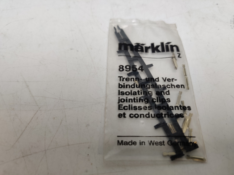 Märklin Mini-Club Z DC 8954 / Packung mit 10 Trenn- und 20 Verbindungslaschen / OVP