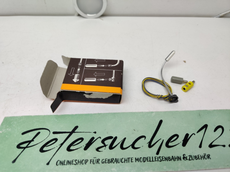 Märklin Z 8957 Peitschenleuchte / Straßenlaterne / 1 Stück /OVP