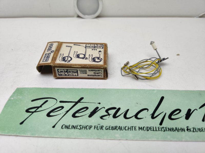 Märklin Z 8959 Gehwegleuchte / Parklaterne / 1 Stück / OVP 