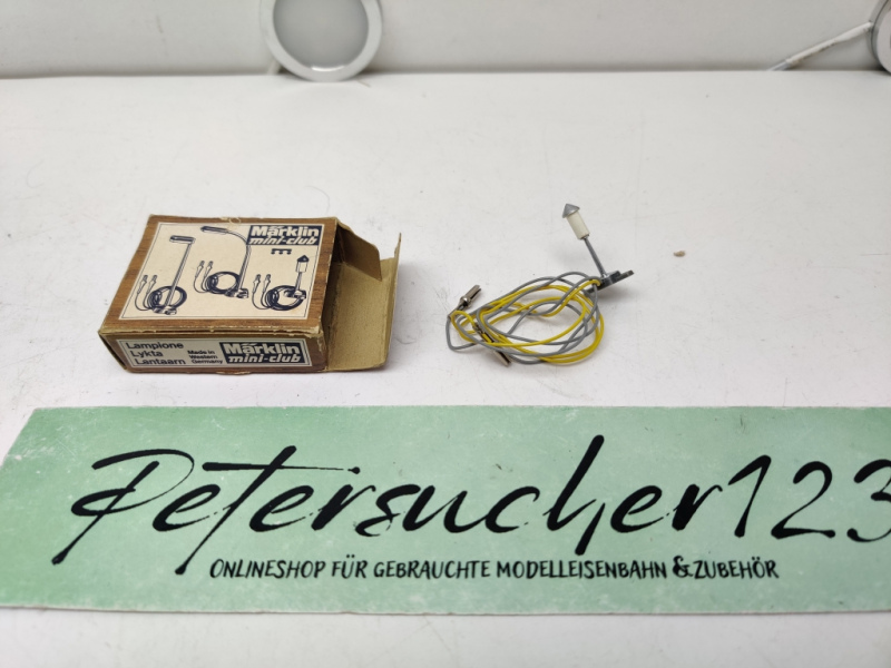 Märklin Z 8959 Gehwegleuchte / Parklaterne / 1 Stück / OVP