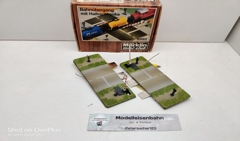 Märklin Mini-Club Z DC 8992 Bahnübergang mit Halbschranke / OVP