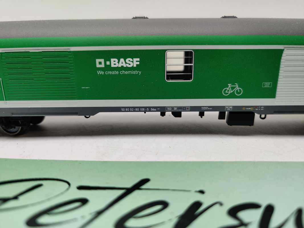Märklin H0 AC 94483 /  grünen Gepäckwagen der Bauart DDuu 498.1 / DB / NEM