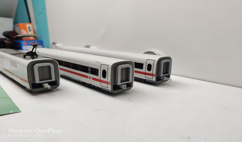 Märklin H0 AC BR402 016-0 ICE / 3-Teilig / DB / Rot / Mfx - Digital / Sound