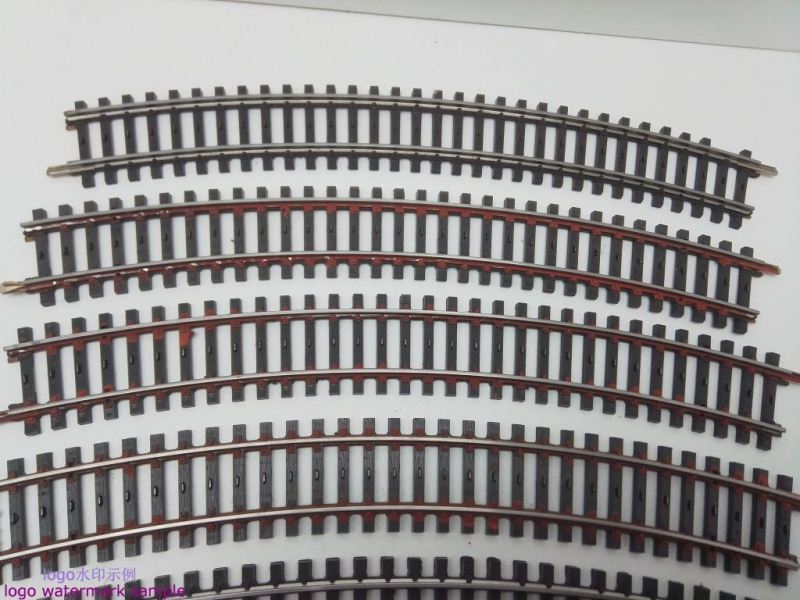 Märklin H0 AC 2231 5x gebogenes K-Gleis / R 424,6 / 30° = 1/1  / Kleber, Farbe, Rost