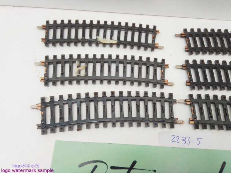 Märklin H0 AC 2233 6x gebogenes K-Gleis / R 424,6 / 15° = 1/2  / Kleber, Farbe, Rost