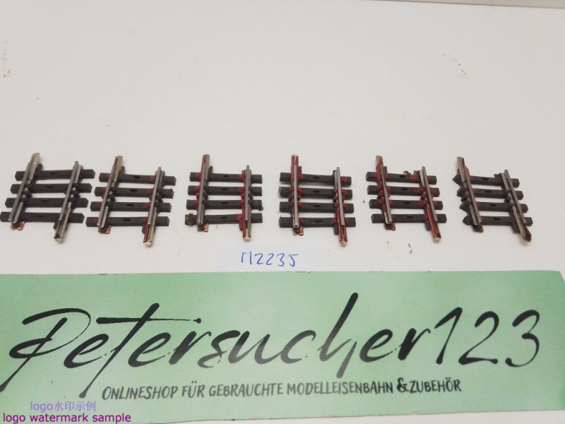 Märklin H0 AC 2235 5x gebogenes K-Gleis / R 424,6 / 3° 45'= 1/8 / Kleber, Farbe