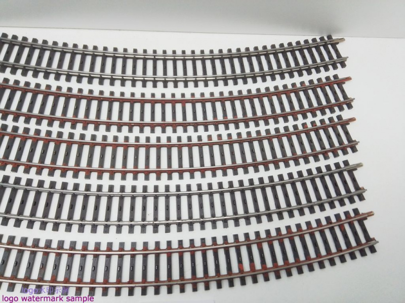 Märklin H0 AC 2241 5x gebogenes K-Gleis / R 553,9 / 30° = 1/1 / Kleber, Farbe