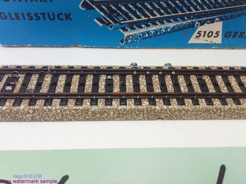 MÄRKLIN H0 AC 1 x 5105 gerades Kontaktgleis M-Gleis / 180 mm = 1/1 / OVP