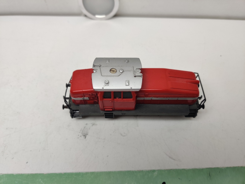 Märklin H0 AC Henschel Rot / Analog