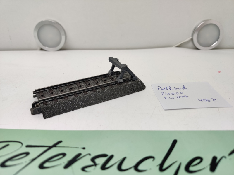 Märklin H0 24077 / 24001 / Prellbock Eigenbau / C-Gleis