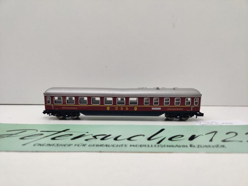 Minitrix N DC 51 3012 00 Speisewagen "DSG" / WR4ümg / DB