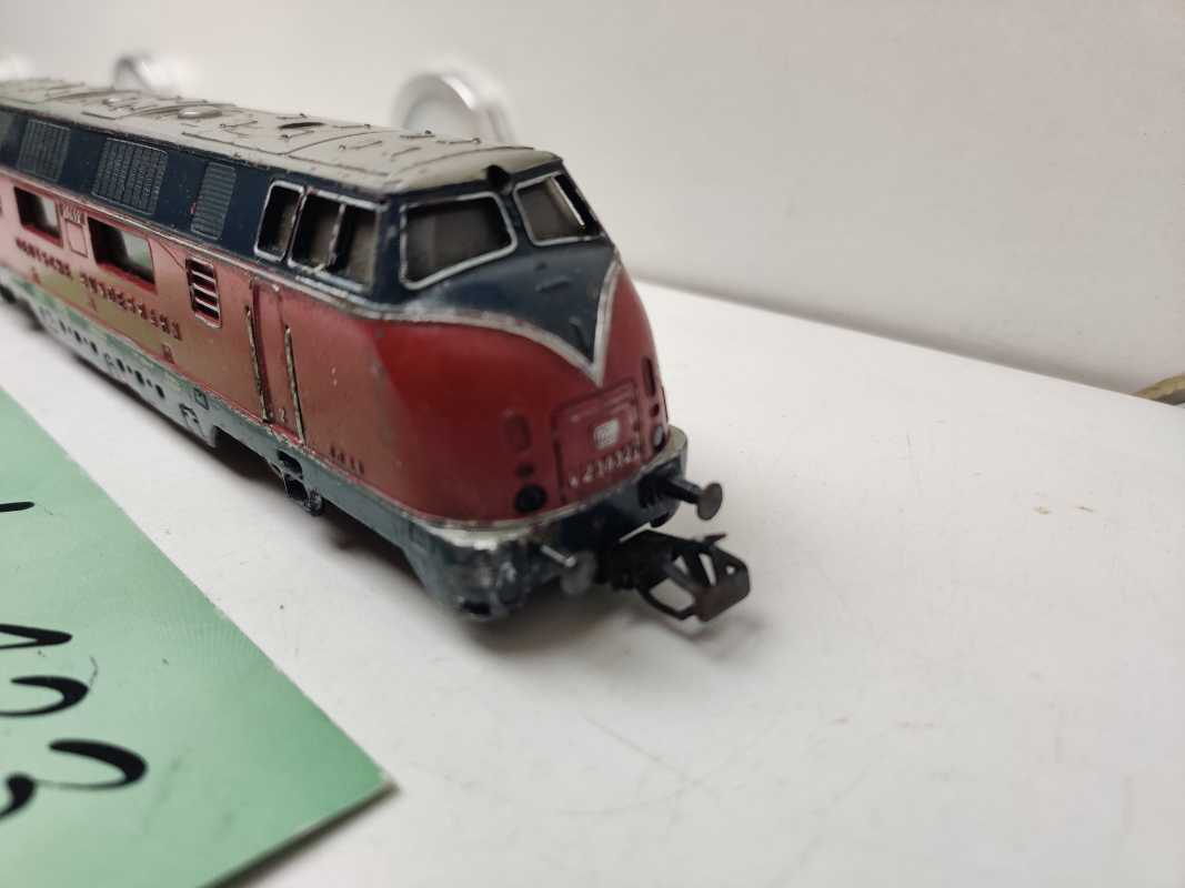 Märklin H0 AC 3021 / V200 027 / Diesellok / Rot / DB / Analog