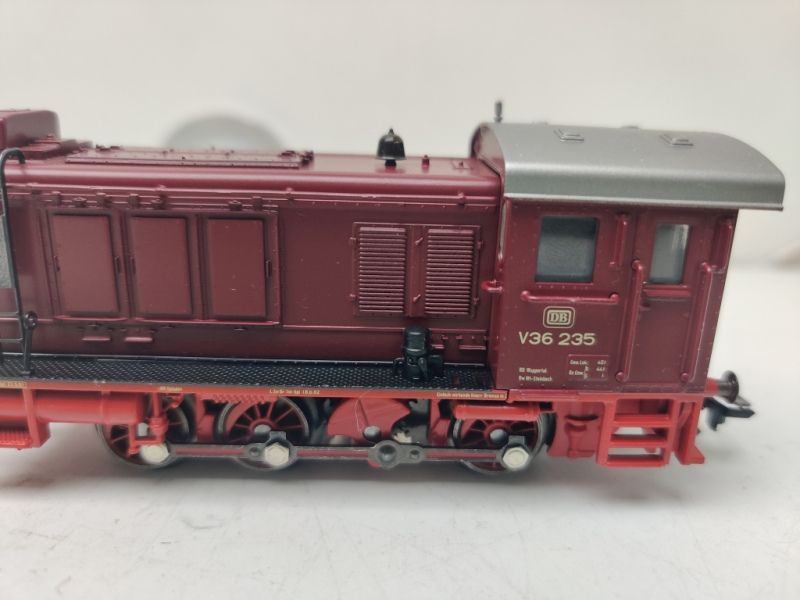 Märklin H0 AC V36 235  Diesellok / Rot / DB / Delta-Digital